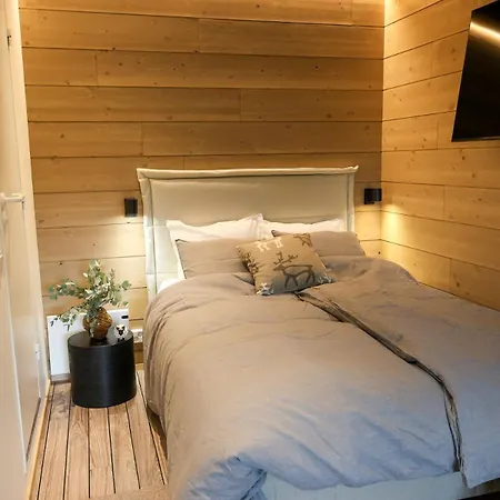 Beautiful By The Slopes * Ruka